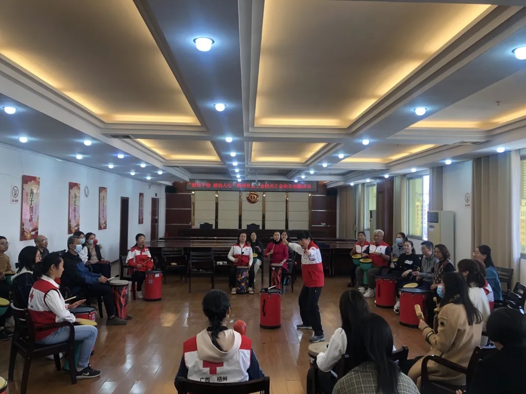 這鼓聲有魔力，讓你越聽越快樂