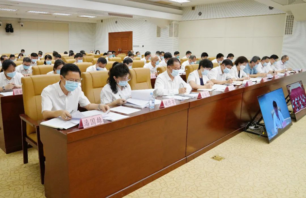廣西學(xué)習(xí)貫徹習(xí)近平總書記重要指示精神深入推進產(chǎn)業(yè)工人隊伍建設(shè)改革電視電話會議召開