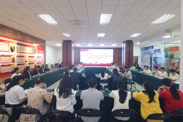 攜手共進(jìn) “工”“城”有我｜梧州市總工會(huì)、梧州市城建投資發(fā)展集團(tuán)有限公司聯(lián)合開(kāi)展主題黨日活動(dòng)