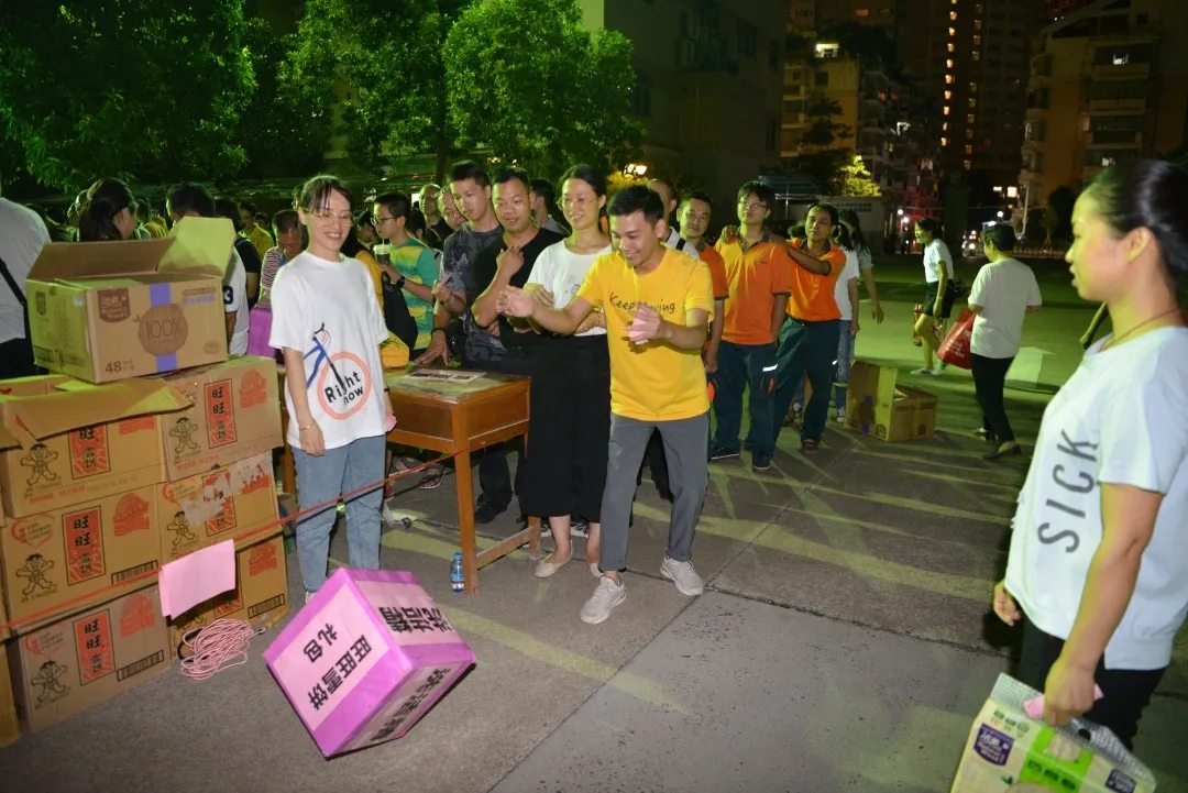 梧州郵政公司工會開展迎中秋、國慶趣味活動
